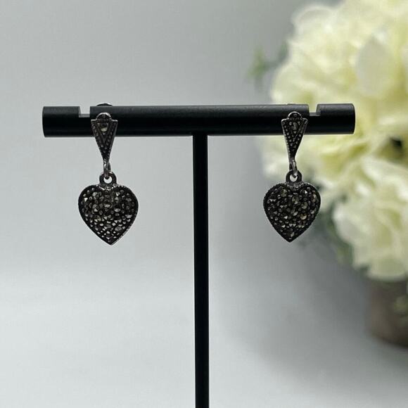 Sterling Silver 925 Marcasite Heart Drop Dangle Pierced Earrings - Picture 1 of 15